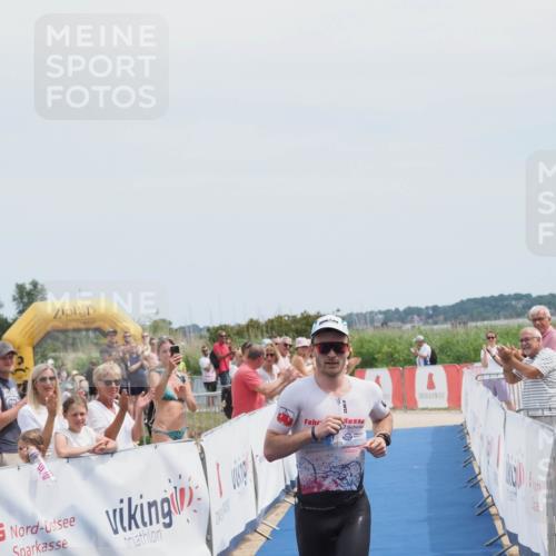 22.06.2025 - Viking Triathlon MichiJ http://msf.ph/oto/8076559 22.06.2025 13:55:37 Ziel 521 meine-sportfotos.de