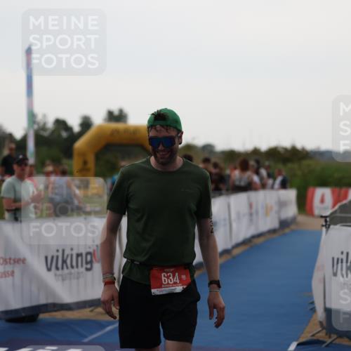 22.06.2025 - Viking Triathlon Yannick Fuchs http://msf.ph/oto/8076569 22.06.2025 16:23:22 Ziel 634 meine-sportfotos.de