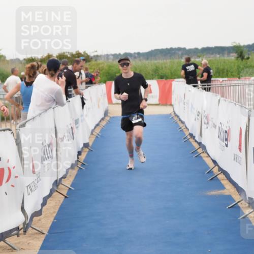 22.06.2025 - Viking Triathlon MichiJ http://msf.ph/oto/8076583 22.06.2025 16:02:26 Ziel 479 meine-sportfotos.de
