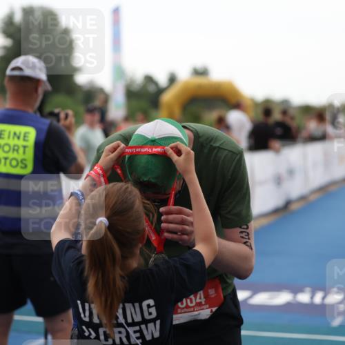 22.06.2025 - Viking Triathlon Yannick Fuchs http://msf.ph/oto/8076585 22.06.2025 16:23:24 Ziel 634 meine-sportfotos.de