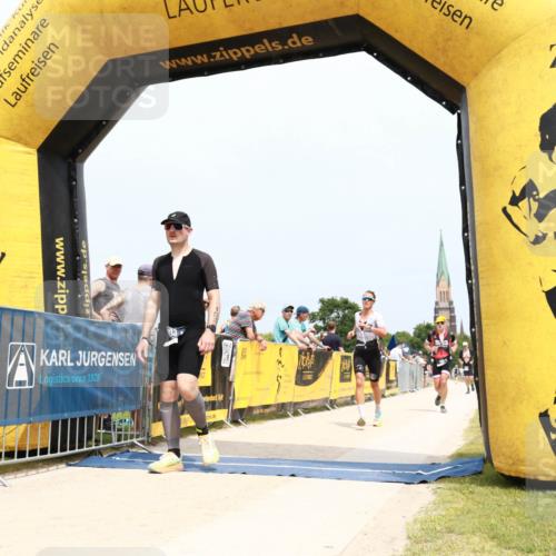 22.06.2025 - Viking Triathlon H.Heesch http://msf.ph/oto/8076618 22.06.2025 14:55:22 Laufen 23, 30, 103, 388 meine-sportfotos.de