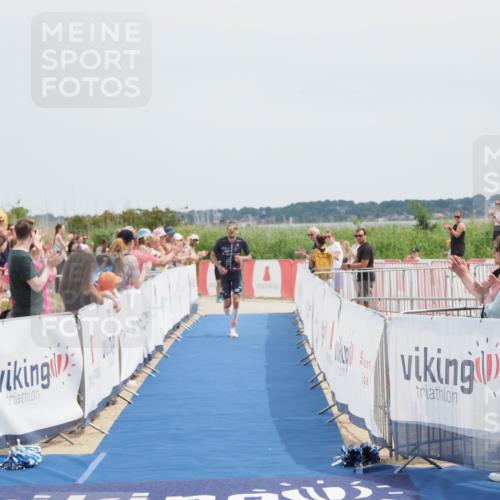 22.06.2025 - Viking Triathlon MichiJ http://msf.ph/oto/8076619 22.06.2025 14:03:21 Ziel 557 meine-sportfotos.de