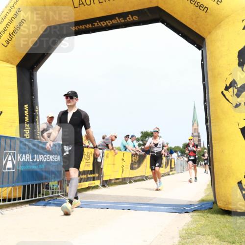 22.06.2025 - Viking Triathlon H.Heesch http://msf.ph/oto/8076625 22.06.2025 14:55:23 Laufen 23, 30, 103, 388 meine-sportfotos.de