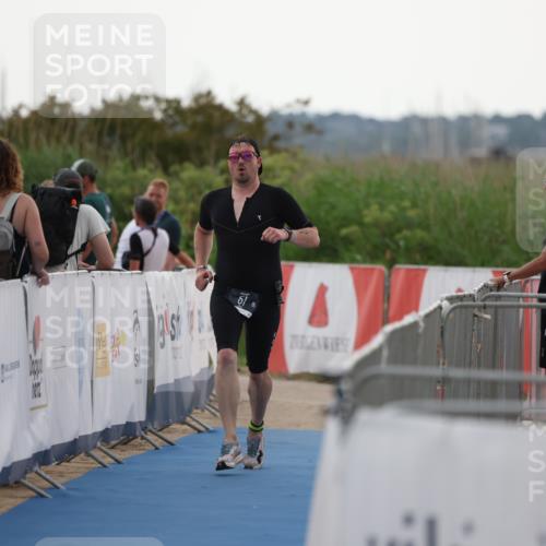 22.06.2025 - Viking Triathlon Yannick Fuchs http://msf.ph/oto/8076626 22.06.2025 16:24:28 Ziel 51 meine-sportfotos.de