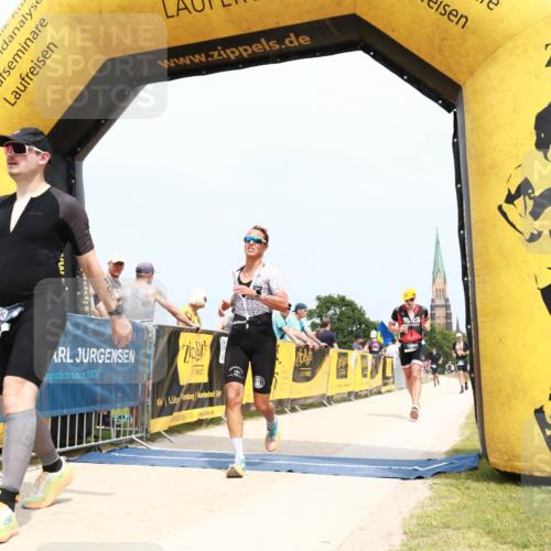 22.06.2025 - Viking Triathlon H.Heesch http://msf.ph/oto/8076631 22.06.2025 14:55:24 Laufen 23, 30, 103, 292, 388 meine-sportfotos.de