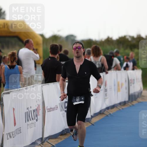 22.06.2025 - Viking Triathlon Yannick Fuchs http://msf.ph/oto/8076641 22.06.2025 16:24:31 Ziel 51 meine-sportfotos.de