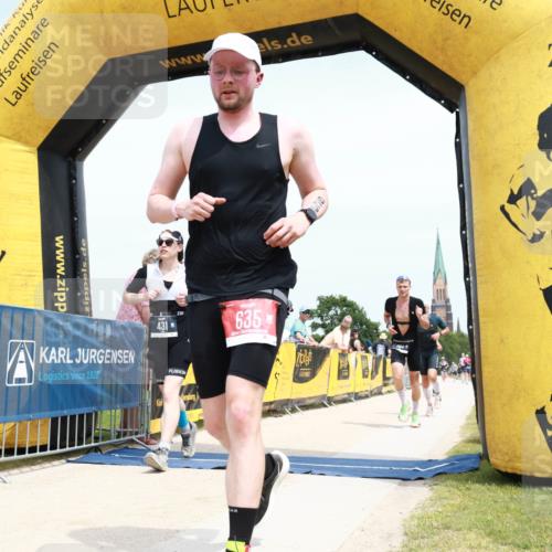 22.06.2025 - Viking Triathlon H.Heesch http://msf.ph/oto/8076644 22.06.2025 14:17:23 Laufen 40, 115, 203, 238, 431, 464, 635 meine-sportfotos.de
