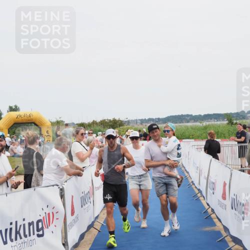 22.06.2025 - Viking Triathlon MichiJ http://msf.ph/oto/8076658 22.06.2025 14:34:03 Ziel 662 meine-sportfotos.de