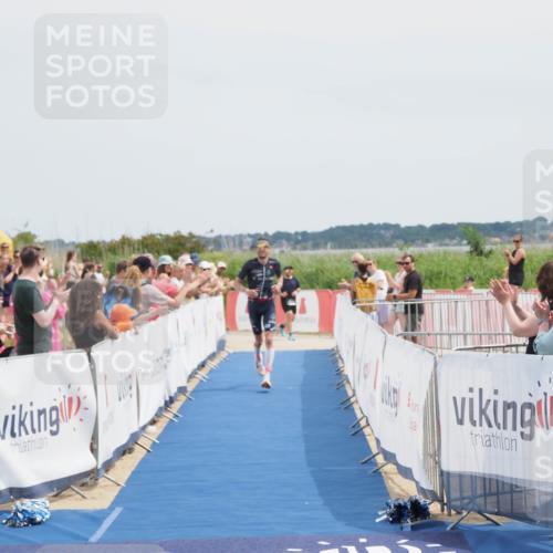22.06.2025 - Viking Triathlon MichiJ http://msf.ph/oto/8076666 22.06.2025 14:03:22 Ziel 557 meine-sportfotos.de