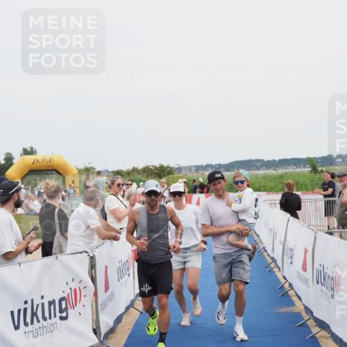 22.06.2025 - Viking Triathlon MichiJ http://msf.ph/oto/8076691 22.06.2025 14:34:03 Ziel 662 meine-sportfotos.de