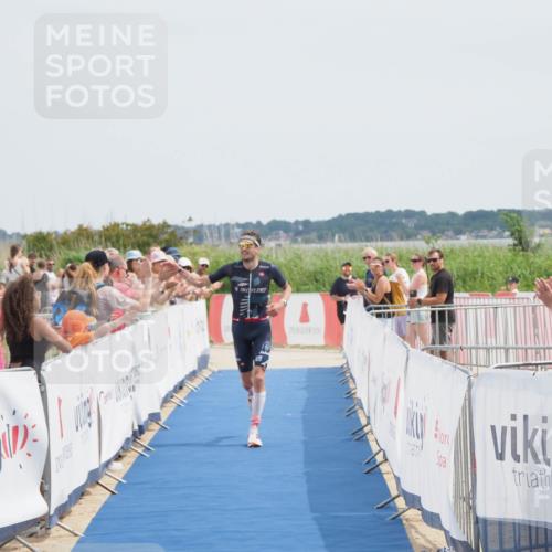 22.06.2025 - Viking Triathlon MichiJ http://msf.ph/oto/8076695 22.06.2025 14:03:22 Ziel 557 meine-sportfotos.de