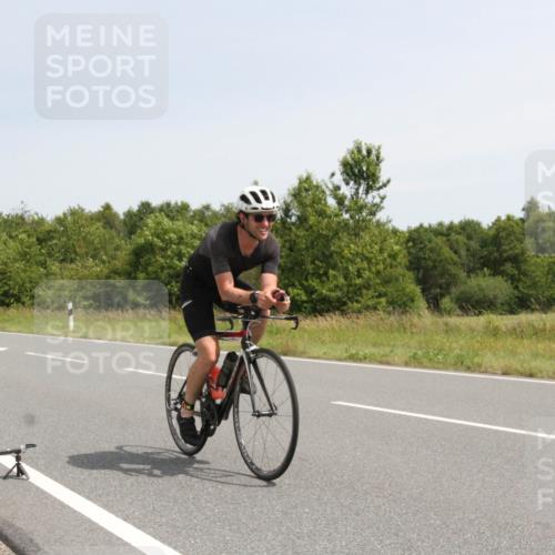 22.06.2025 - Viking Triathlon Yannick Fuchs http://msf.ph/oto/8076701 22.06.2025 11:58:01 Radfahren 5, 219, 271, 284, 343, 429 meine-sportfotos.de