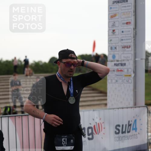 22.06.2025 - Viking Triathlon Yannick Fuchs http://msf.ph/oto/8076704 22.06.2025 16:24:40 Ziel  meine-sportfotos.de