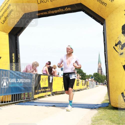 22.06.2025 - Viking Triathlon H.Heesch http://msf.ph/oto/8076713 22.06.2025 14:18:25 Laufen 448 meine-sportfotos.de