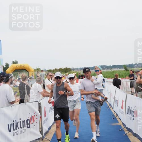 22.06.2025 - Viking Triathlon MichiJ http://msf.ph/oto/8076721 22.06.2025 14:34:03 Ziel 662 meine-sportfotos.de