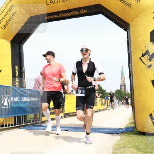 22.06.2025 - Viking Triathlon H.Heesch http://msf.ph/oto/8076740 22.06.2025 14:18:42 Laufen 101, 272, 617 meine-sportfotos.de