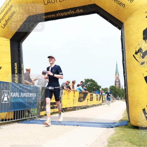 22.06.2025 - Viking Triathlon H.Heesch http://msf.ph/oto/8076755 22.06.2025 14:56:54 Laufen 165, 194, 201 meine-sportfotos.de