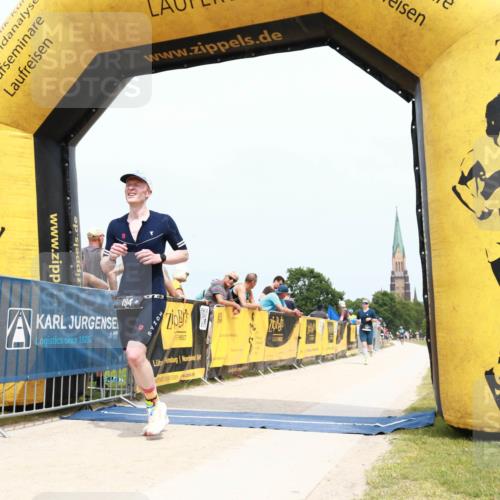 22.06.2025 - Viking Triathlon H.Heesch http://msf.ph/oto/8076761 22.06.2025 14:56:54 Laufen 165, 194, 201 meine-sportfotos.de