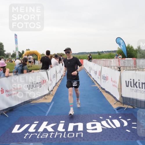 22.06.2025 - Viking Triathlon MichiJ http://msf.ph/oto/8076764 22.06.2025 16:02:28 Ziel 479 meine-sportfotos.de