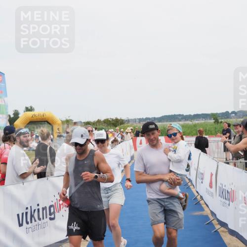 22.06.2025 - Viking Triathlon MichiJ http://msf.ph/oto/8076783 22.06.2025 14:34:04 Ziel 662 meine-sportfotos.de