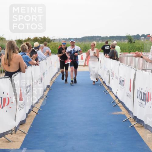 22.06.2025 - Viking Triathlon MichiJ http://msf.ph/oto/8076792 22.06.2025 15:54:42 Ziel 627 meine-sportfotos.de