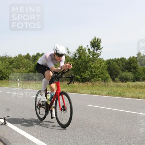 22.06.2025 - Viking Triathlon Yannick Fuchs http://msf.ph/oto/8076809 22.06.2025 11:59:03 Radfahren 81, 100, 435, 460, 527 meine-sportfotos.de