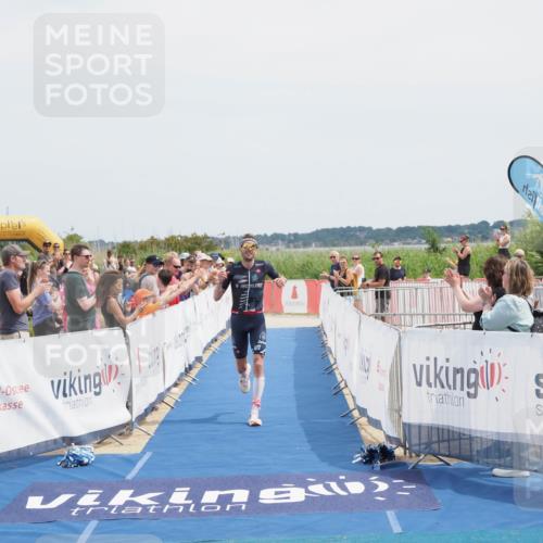 22.06.2025 - Viking Triathlon MichiJ http://msf.ph/oto/8076823 22.06.2025 14:03:24 Ziel 557 meine-sportfotos.de
