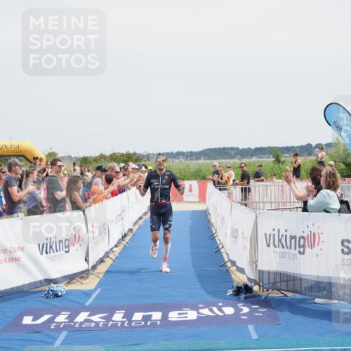 22.06.2025 - Viking Triathlon MichiJ http://msf.ph/oto/8076840 22.06.2025 14:03:24 Ziel 557 meine-sportfotos.de
