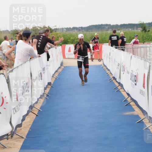 22.06.2025 - Viking Triathlon MichiJ http://msf.ph/oto/8076877 22.06.2025 16:02:35 Ziel 283 meine-sportfotos.de