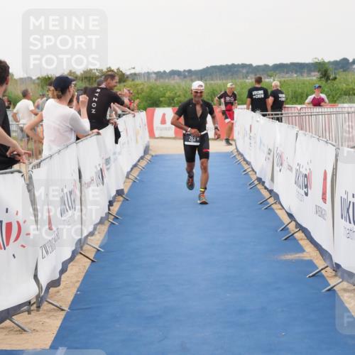 22.06.2025 - Viking Triathlon MichiJ http://msf.ph/oto/8076905 22.06.2025 16:02:36 Ziel 283 meine-sportfotos.de