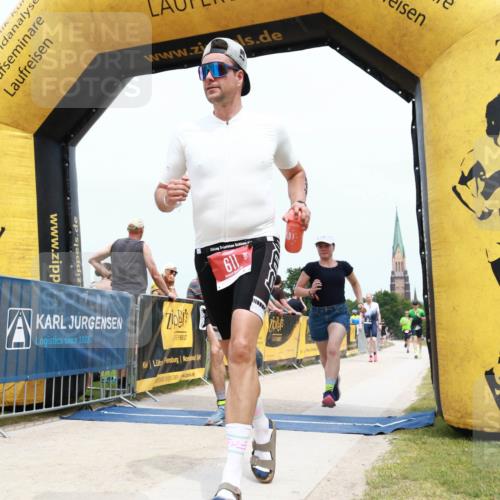 22.06.2025 - Viking Triathlon H.Heesch http://msf.ph/oto/8076918 22.06.2025 14:59:08 Laufen 46, 196, 611 meine-sportfotos.de