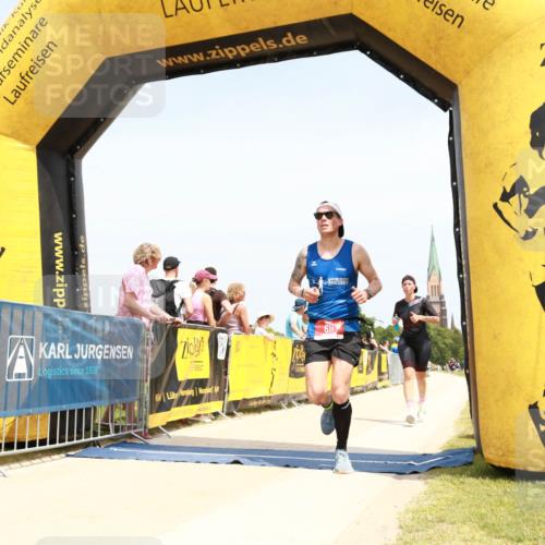 22.06.2025 - Viking Triathlon H.Heesch http://msf.ph/oto/8076924 22.06.2025 14:20:58 Laufen 54, 408, 465, 611 meine-sportfotos.de