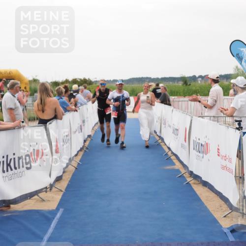 22.06.2025 - Viking Triathlon MichiJ http://msf.ph/oto/8076933 22.06.2025 15:54:43 Ziel 627 meine-sportfotos.de