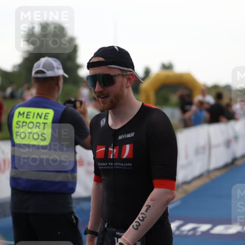 22.06.2025 - Viking Triathlon Yannick Fuchs http://msf.ph/oto/8076999 22.06.2025 16:25:52 Ziel 133 meine-sportfotos.de
