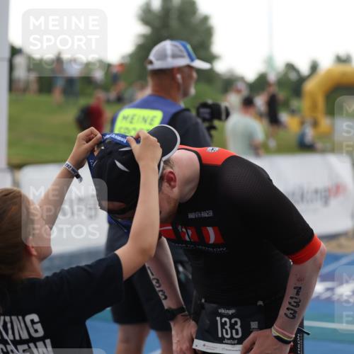 22.06.2025 - Viking Triathlon Yannick Fuchs http://msf.ph/oto/8077009 22.06.2025 16:25:53 Ziel  meine-sportfotos.de