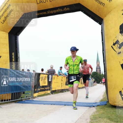 22.06.2025 - Viking Triathlon H.Heesch http://msf.ph/oto/8077013 22.06.2025 15:00:25 Laufen 64, 66 meine-sportfotos.de