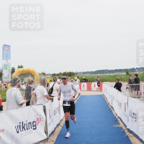 22.06.2025 - Viking Triathlon MichiJ http://msf.ph/oto/8077018 22.06.2025 14:34:28 Ziel 99 meine-sportfotos.de