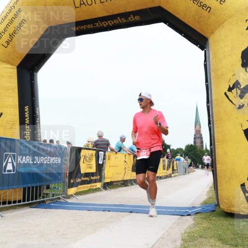 22.06.2025 - Viking Triathlon H.Heesch http://msf.ph/oto/8077030 22.06.2025 15:00:34 Laufen 644 meine-sportfotos.de