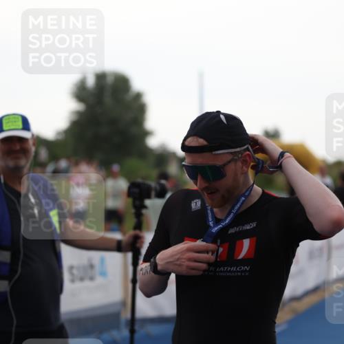 22.06.2025 - Viking Triathlon Yannick Fuchs http://msf.ph/oto/8077040 22.06.2025 16:25:56 Ziel  meine-sportfotos.de