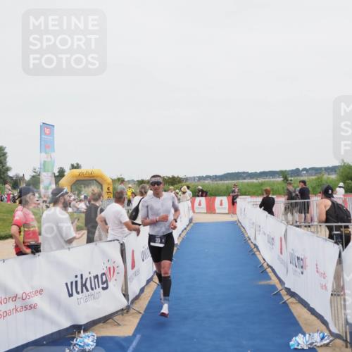 22.06.2025 - Viking Triathlon MichiJ http://msf.ph/oto/8077044 22.06.2025 14:34:29 Ziel 99 meine-sportfotos.de