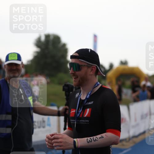 22.06.2025 - Viking Triathlon Yannick Fuchs http://msf.ph/oto/8077061 22.06.2025 16:25:59 Ziel  meine-sportfotos.de