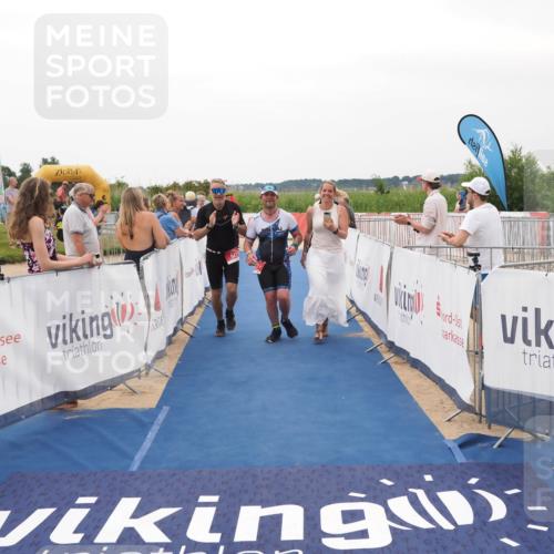 22.06.2025 - Viking Triathlon MichiJ http://msf.ph/oto/8077074 22.06.2025 15:54:45 Ziel 627 meine-sportfotos.de