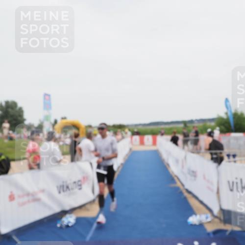 22.06.2025 - Viking Triathlon MichiJ http://msf.ph/oto/8077076 22.06.2025 14:34:29 Ziel 99 meine-sportfotos.de