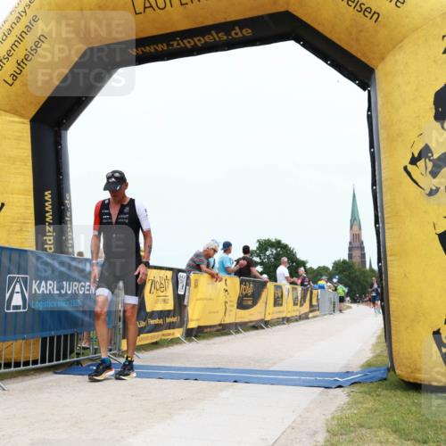 22.06.2025 - Viking Triathlon H.Heesch http://msf.ph/oto/8077082 22.06.2025 15:01:39 Laufen 63 meine-sportfotos.de