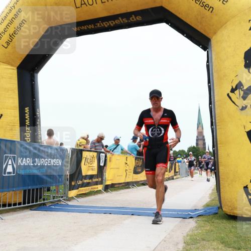 22.06.2025 - Viking Triathlon H.Heesch http://msf.ph/oto/8077095 22.06.2025 15:02:01 Laufen 615 meine-sportfotos.de