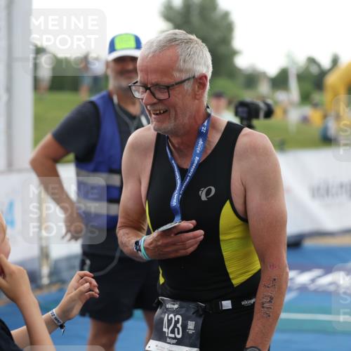 22.06.2025 - Viking Triathlon Yannick Fuchs http://msf.ph/oto/8077136 22.06.2025 16:26:22 Ziel  meine-sportfotos.de