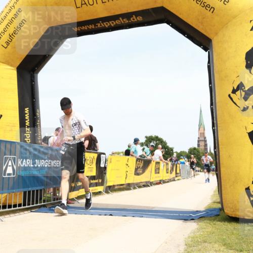 22.06.2025 - Viking Triathlon H.Heesch http://msf.ph/oto/8077140 22.06.2025 14:23:15 Laufen 396, 457 meine-sportfotos.de