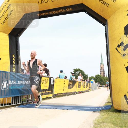 22.06.2025 - Viking Triathlon H.Heesch http://msf.ph/oto/8077150 22.06.2025 14:23:21 Laufen 6, 325, 396 meine-sportfotos.de