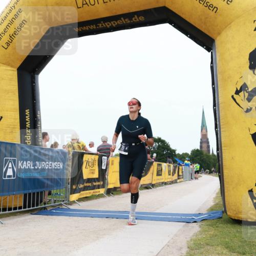 22.06.2025 - Viking Triathlon H.Heesch http://msf.ph/oto/8077196 22.06.2025 15:03:52 Laufen 20 meine-sportfotos.de