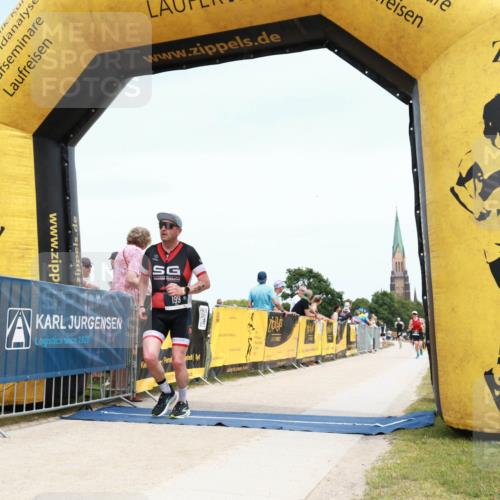 22.06.2025 - Viking Triathlon H.Heesch http://msf.ph/oto/8077209 22.06.2025 14:24:35 Laufen 199 meine-sportfotos.de
